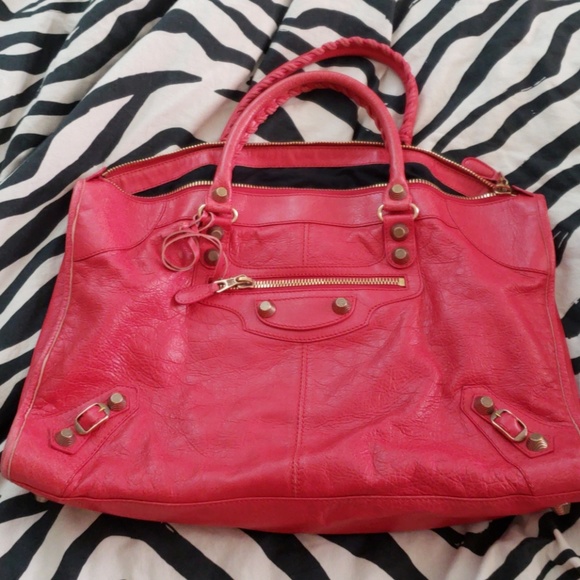 Handbag - Picture 1 of 3